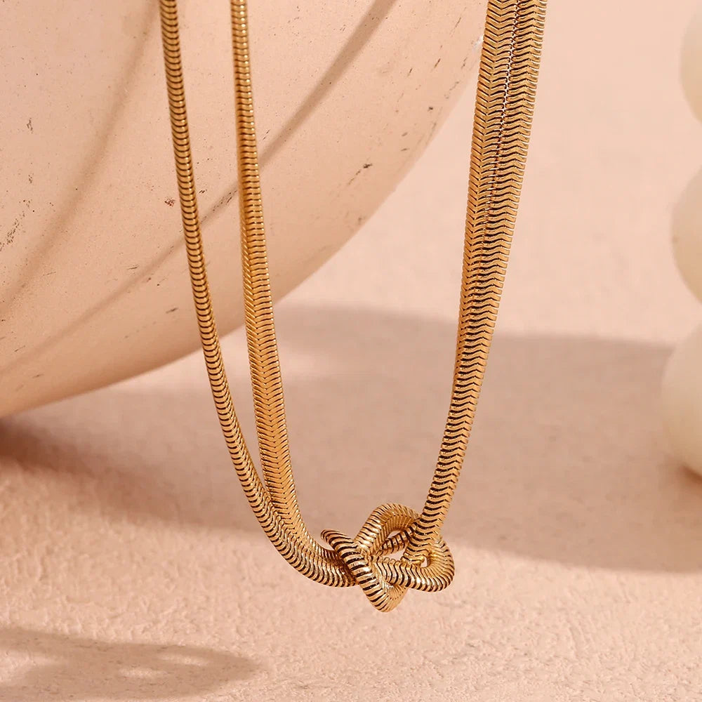 Double Knot Necklace